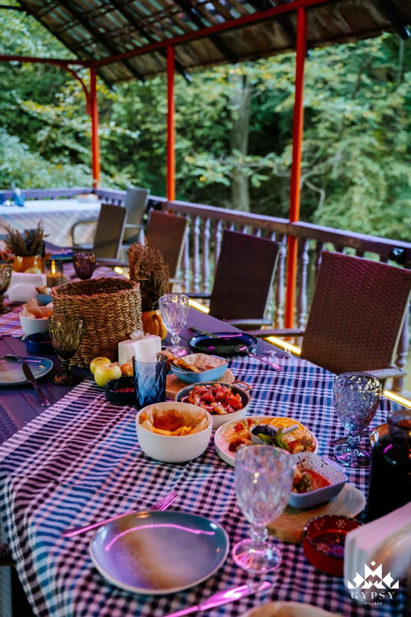 Gipsy Village Park Hotel Asureti Zewnętrze zdjęcie