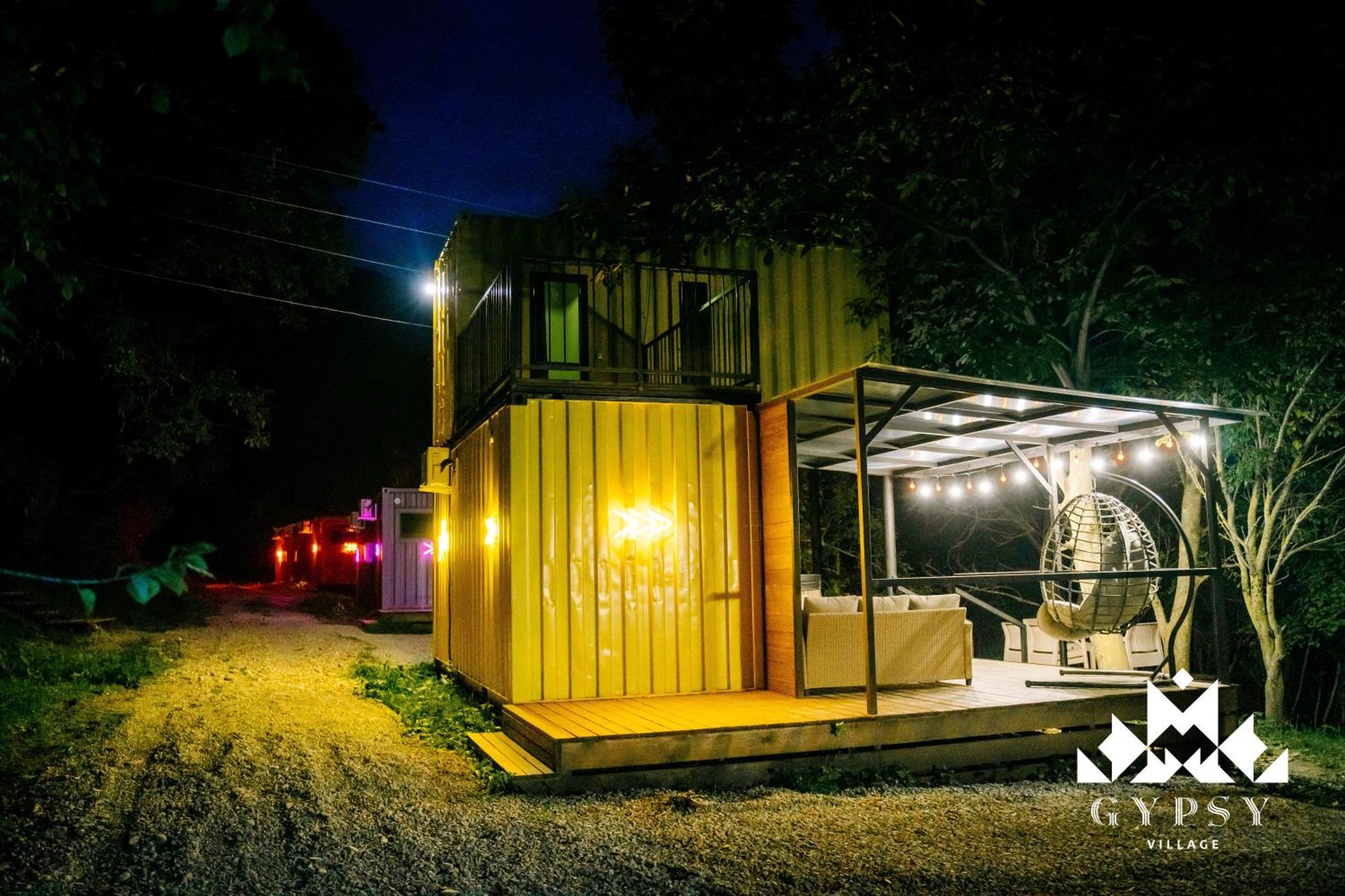 Gipsy Village Park Hotel Asureti Zewnętrze zdjęcie