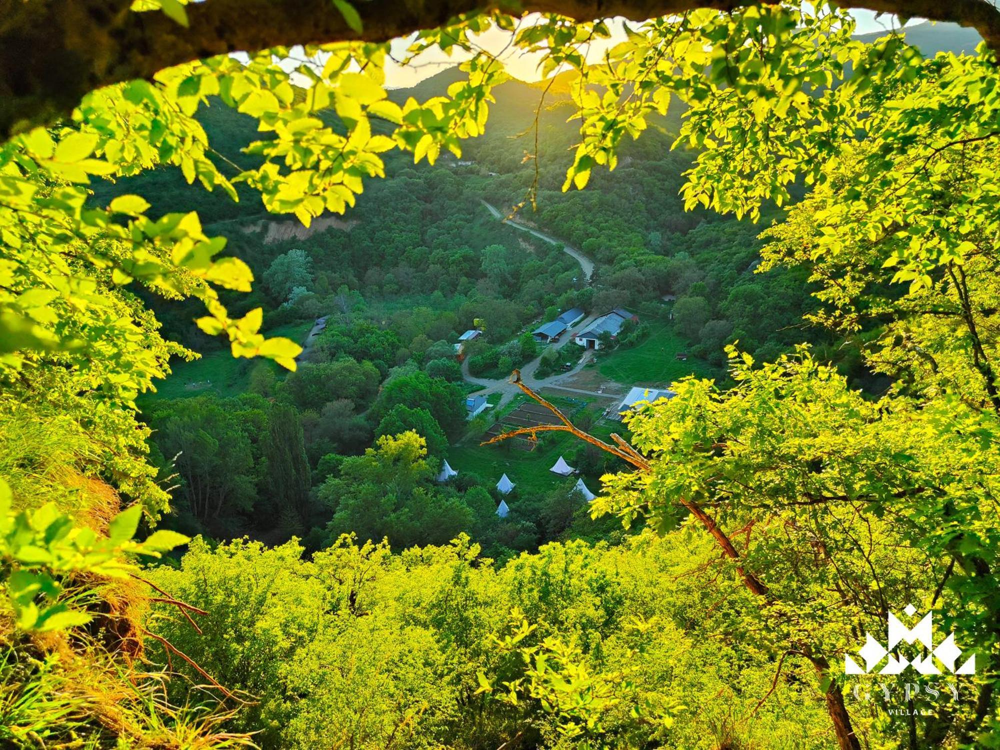 Gipsy Village Park Hotel Asureti Zewnętrze zdjęcie