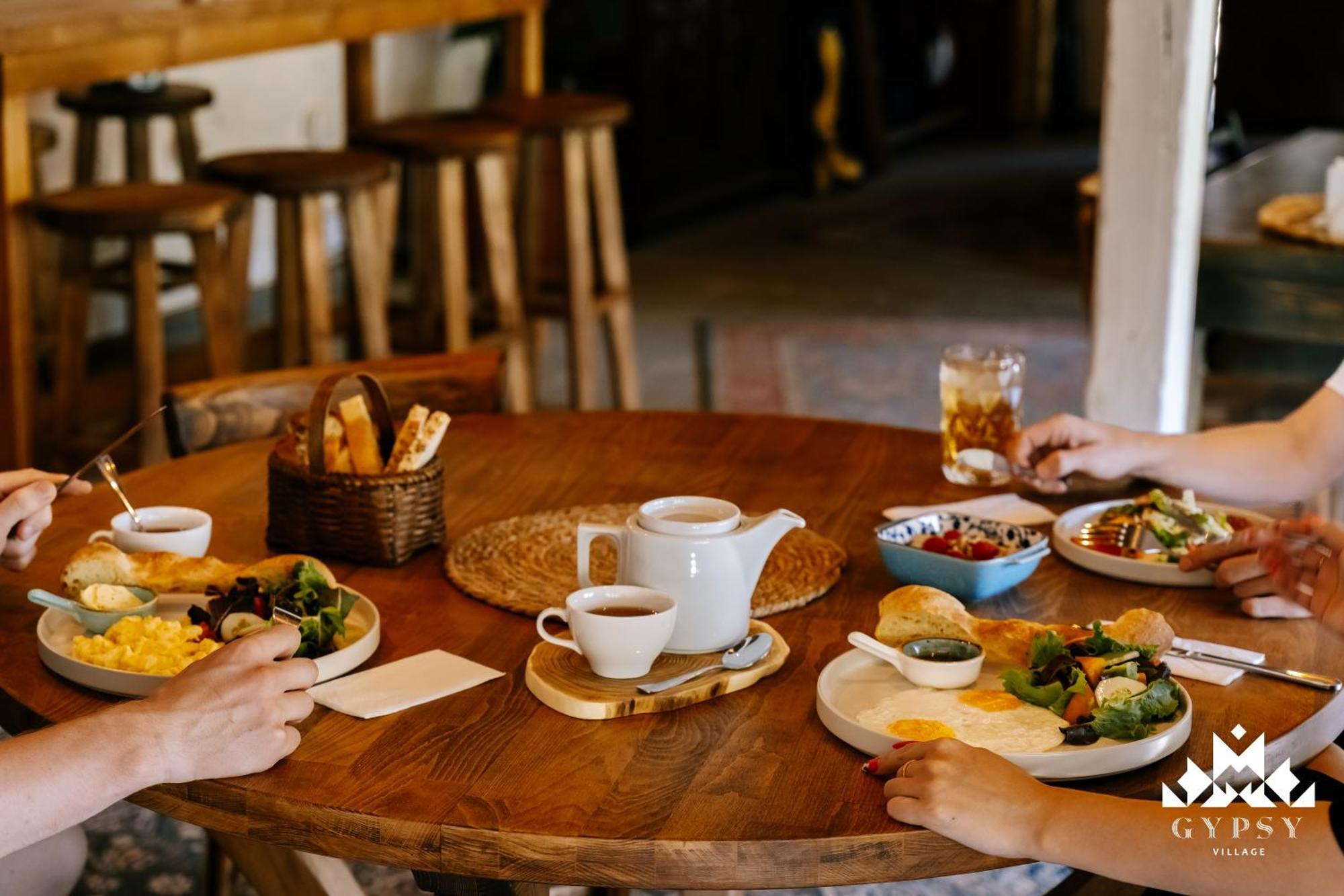 Gipsy Village Park Hotel Asureti Zewnętrze zdjęcie